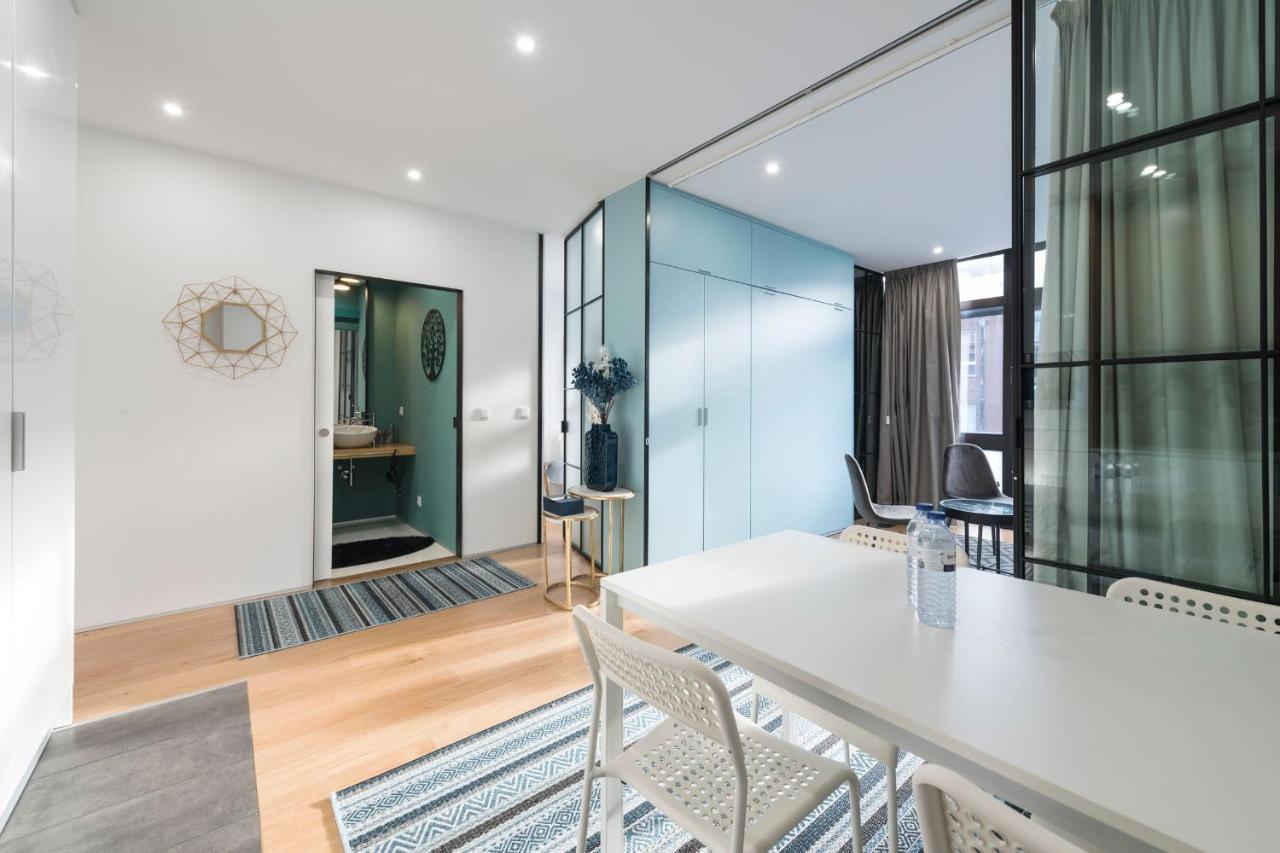 Lovelystay - Wohaza Apartment With Free Private Parking OOporto Extérieur photo