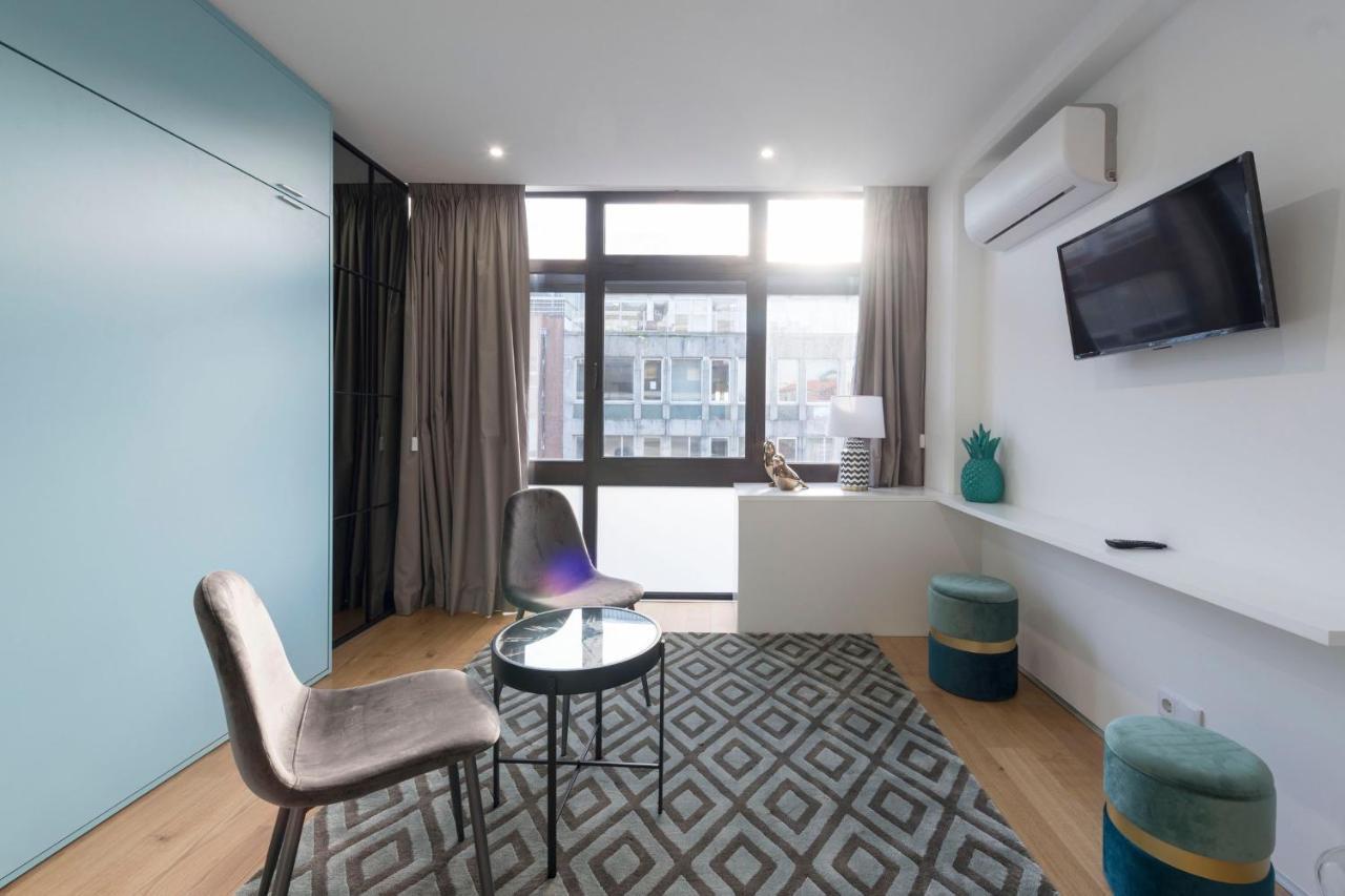 Lovelystay - Wohaza Apartment With Free Private Parking OOporto Extérieur photo