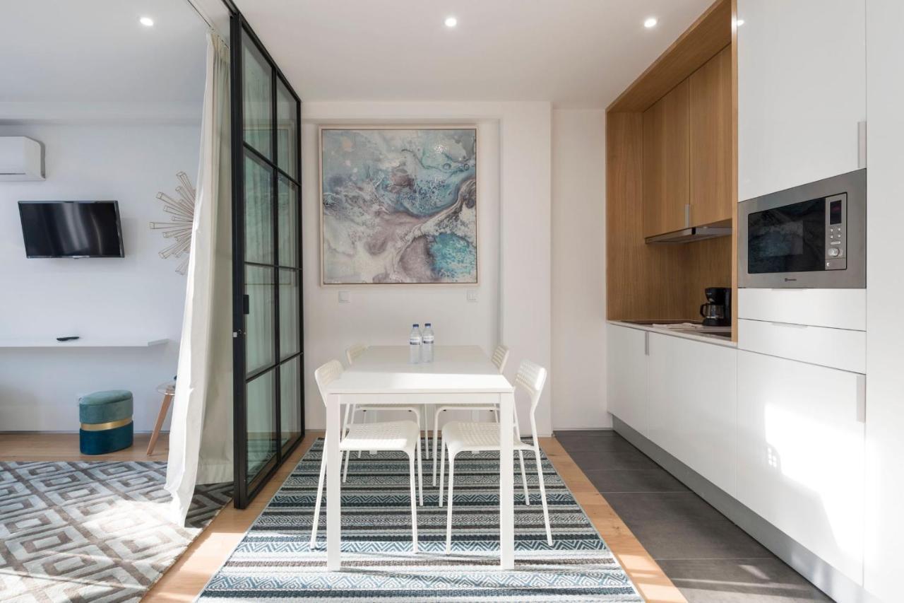 Lovelystay - Wohaza Apartment With Free Private Parking OOporto Extérieur photo